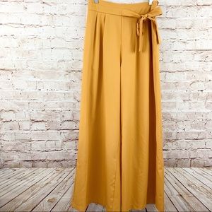 The Clothing Company wide leg pull on pants